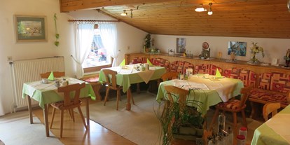 Urlaub auf dem Bauernhof - Ertl - Frühstücksraum - Gästehaus Elisabeth