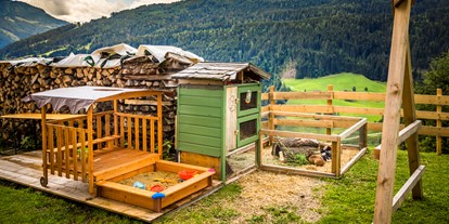 Urlaub auf dem Bauernhof - Gemeinschaftsterrasse - Salzburg - Bio Bauernhof Oberbenk