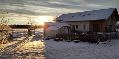 Urlaub auf dem Bauernhof - Bayern - Unser Biohof im Winter - Biohof Stadler