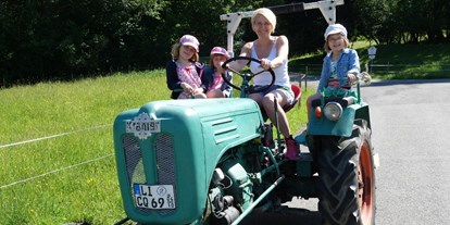 Urlaub auf dem Bauernhof - Allgäu - Traktorverleih - Ferienhof Sinz