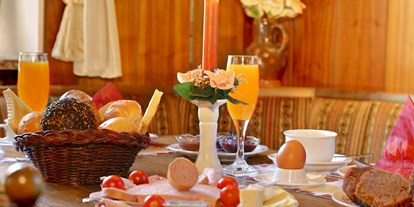 Urlaub auf dem Bauernhof - Jahreszeit: Herbst-Urlaub - Bayern - Frühstück - Ferienhof Landhaus Guglhupf