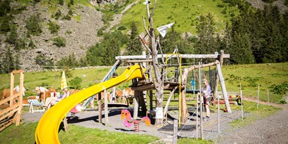 Urlaub auf dem Bauernhof - Spielplatz - Tirol - Kinderspielplatz - Apartpension Almhof - Reithof Pitztal