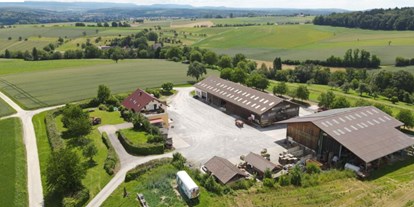 Urlaub auf dem Bauernhof - Stromanschluss: für Campingwagen - Deutschland - Unser Hof von oben - Eichhälderhof