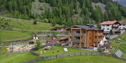 Urlaub auf dem Bauernhof - Tiere am Hof: Ziegen - Österreich - Bio & Reiterhof der Veitenhof im Sommer  - Bio und Reiterhof der Veitenhof