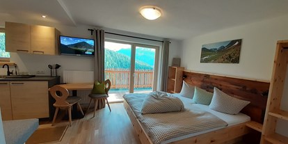 Urlaub auf dem Bauernhof - Tirol - Appartement Tessadina - Bio und Reiterhof der Veitenhof