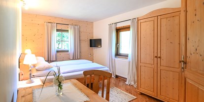 Urlaub auf dem Bauernhof - ideal für: Familien - Schladming-Dachstein - Ferienwohnung Johanna; Schlafzimmer 2 - Auerhof