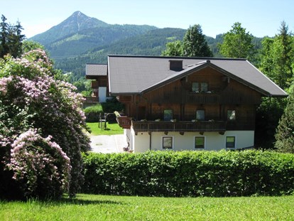 Urlaub auf dem Bauernhof - Art der Unterkunft: Ferienhaus - Salzburg - herrlicher Ausblick vom Ferienhaus Kuchelberg - Apartmenthaus Kuchelberg