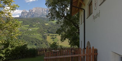 Urlaub auf dem Bauernhof - Mithilfe beim: Eier sammeln - Trentino-Südtirol - Pignathof 