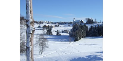 Urlaub auf dem Bauernhof - Tiere am Hof: Ziegen - Vorarlberg - Sulzberg im Winter - Haus Adlerhorst