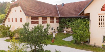 Urlaub auf dem Bauernhof - Tiere am Hof: Hühner - St. Gertraud (Frantschach-St. Gertraud) - Schlossgut Gundersdorf
