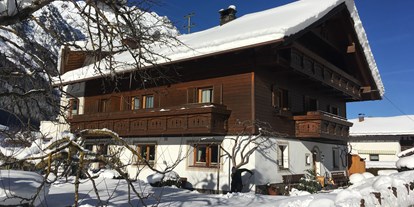 Urlaub auf dem Bauernhof - Eislaufen - Tirol - Haus Stefan