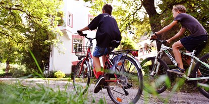 Urlaub auf dem Bauernhof - Art der Landwirtschaft: Weinbau - bei uns können Sie einfache Stadträder leihen! Brixen erreichen Sie in 20 min mit dem Rad. Der Radweg ist beginnt direkt am Hof. - Biogutshof Castel Campan