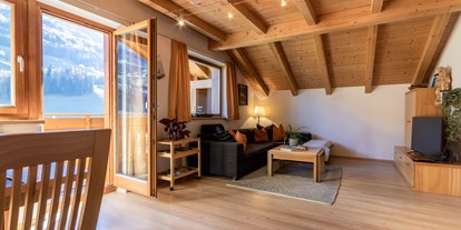 Urlaub auf dem Bauernhof - ideal für: Ruhesuchende - Trentino-Südtirol - Wohnzimmer - Zehenthof