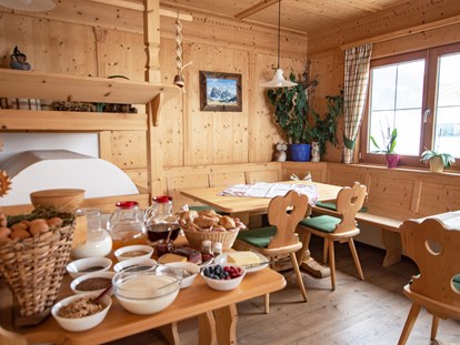 Urlaub auf dem Bauernhof - Südtirol - Frühstücksraum / Aufenthaltsraum - Binterhof