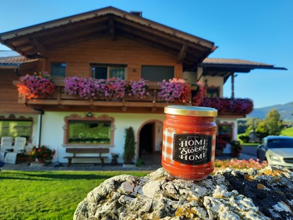 Urlaub auf dem Bauernhof - Südtirol - hausemachte Produkte: Marmeladen, Honig aus biologischer Herkunft, Kräutersalz, Sirup, Säfte - Binterhof