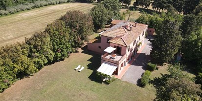 Urlaub auf dem Bauernhof - Kinderbetreuung - Italien - Vista aerea Agriturismo - Agriturismo le Cerbonche