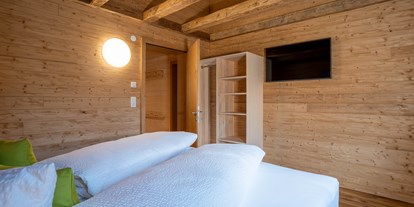 Urlaub auf dem Bauernhof - begehbarer Heuboden - Vorarlberg - Zimmer - Willihof