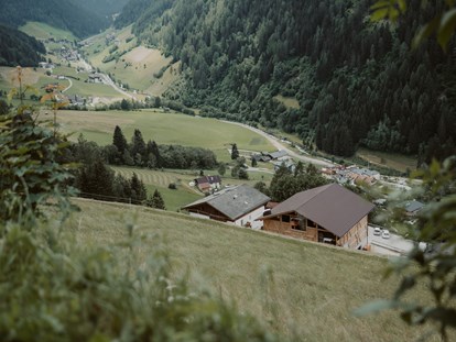 Urlaub auf dem Bauernhof - Lagerfeuerstelle - Südtirol - Gogerer Hof, auf 1200 Meereshöhe, mitten in der Natur - Gogerer Hof