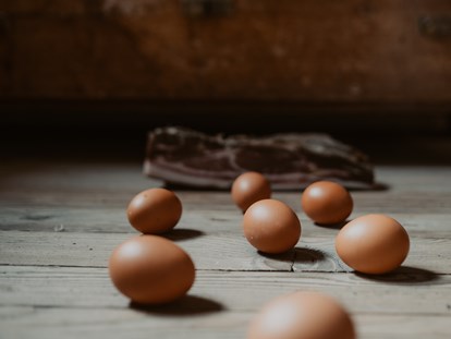 Urlaub auf dem Bauernhof - Art der Unterkunft: Ferienwohnung - Eier und Speck, zum Frühstück vielleicht? - Gogerer Hof