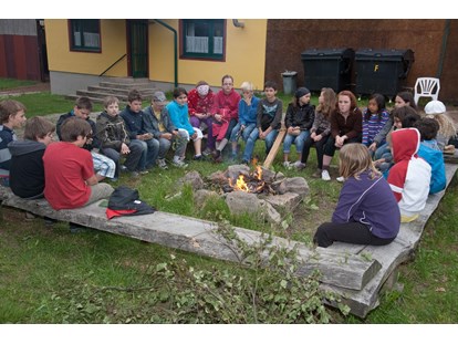 Urlaub auf dem Bauernhof - Jahreszeit: Sommer-Urlaub - Niederösterreich - Lagerfeuerstelle - Familie Inghofer Franz