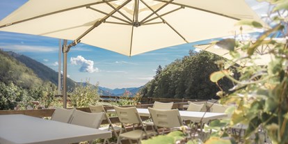 Urlaub auf dem Bauernhof - Schweiz - Unsere Terrasse vom Restaurant - Berghof Montpelon