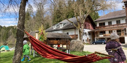 Urlaub auf dem Bauernhof - erreichbar mit: Bahn - Oberösterreich - Liebevoll gestalteter Garten zum Entspannen - Furtmühle