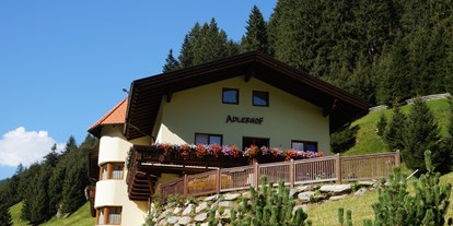 Urlaub auf dem Bauernhof - Österreich - Aussenaufnahme Sommer - Adlerhof Pitztal