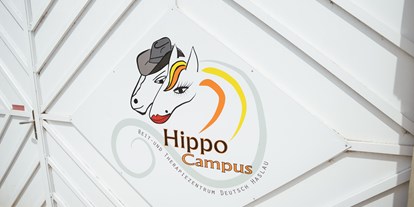 Urlaub auf dem Bauernhof - Gols - Eingang - Hippo-Campus Reit- und Therapiezentrum